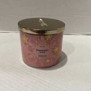 Bath & Body Works White Barn Champagne Toast 3 Wick Candle 25-45 Hr Burn 14.5oz